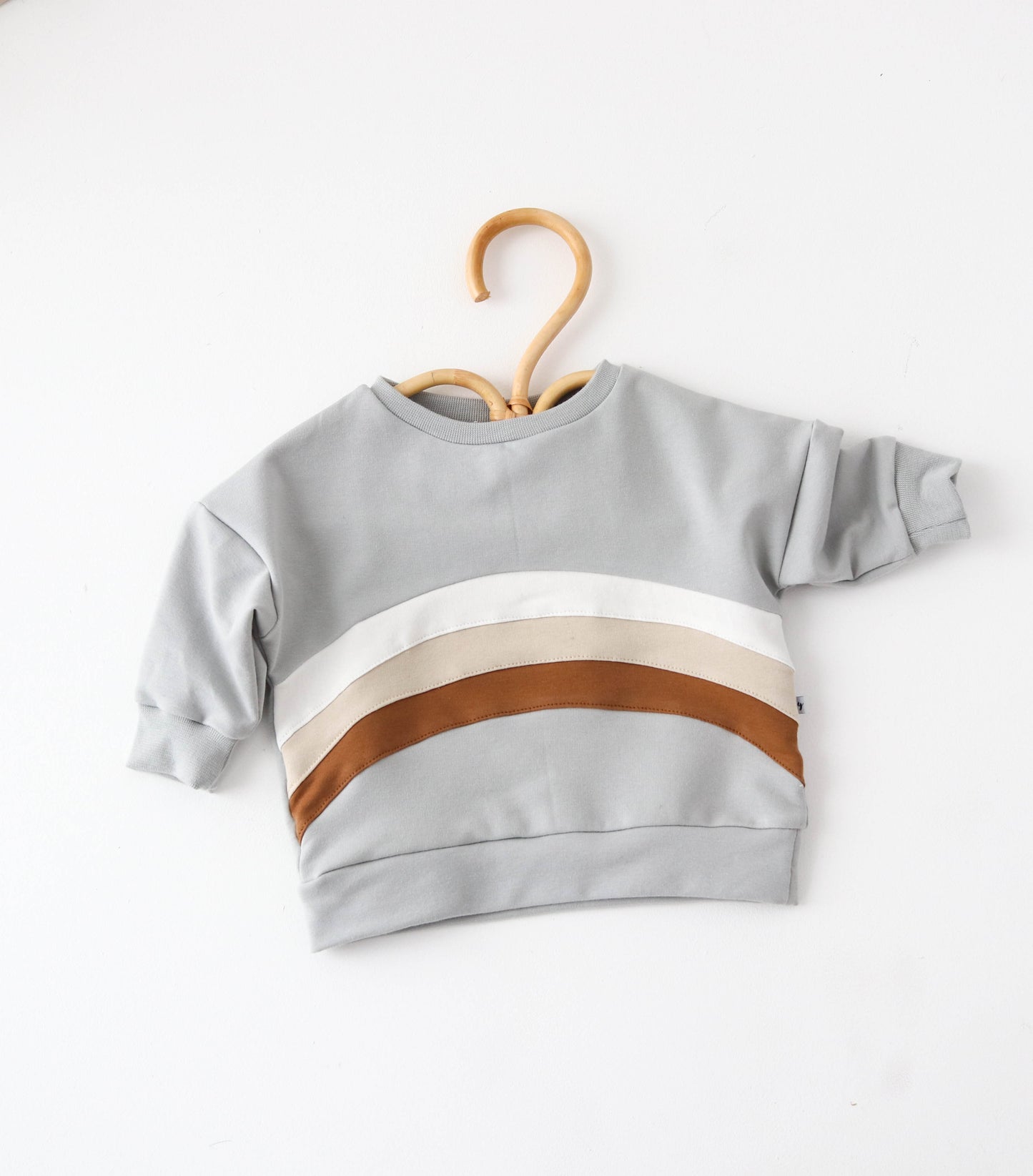 colour block sweatshirt- 6-9 mths